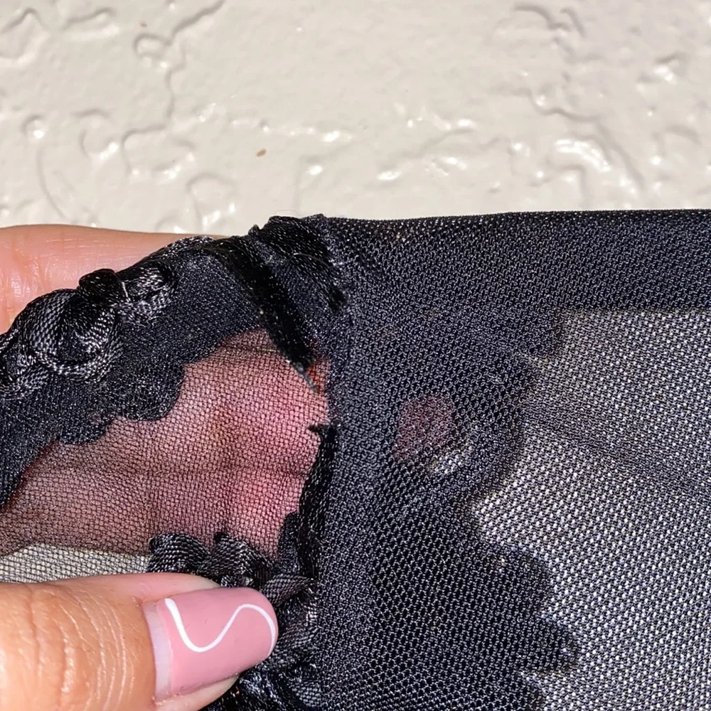 Festival Lace Crop top - Picture 7 of 9